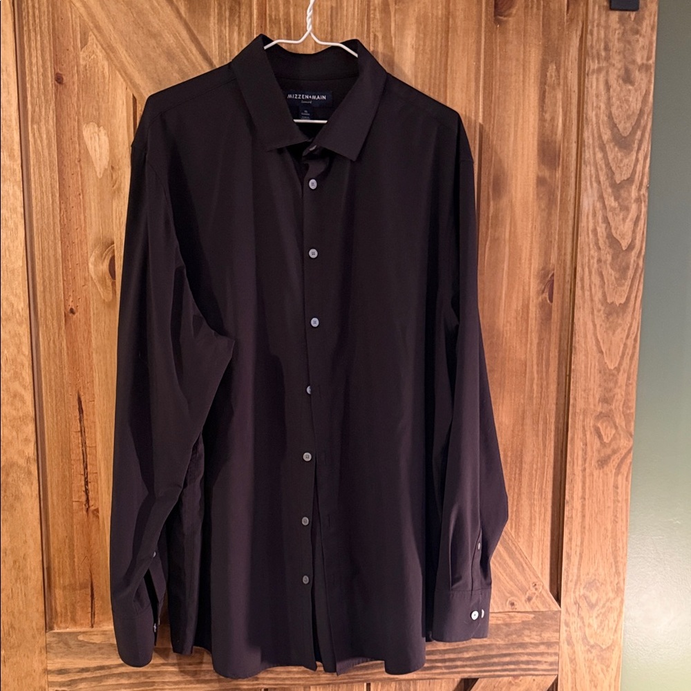Mizzen+Main Classic Black Dress Shirt